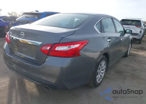 2017 Nissan Altima 2.5 S z USA, uszkodzony, nr VIN 1N4AL3AP9HC290098
